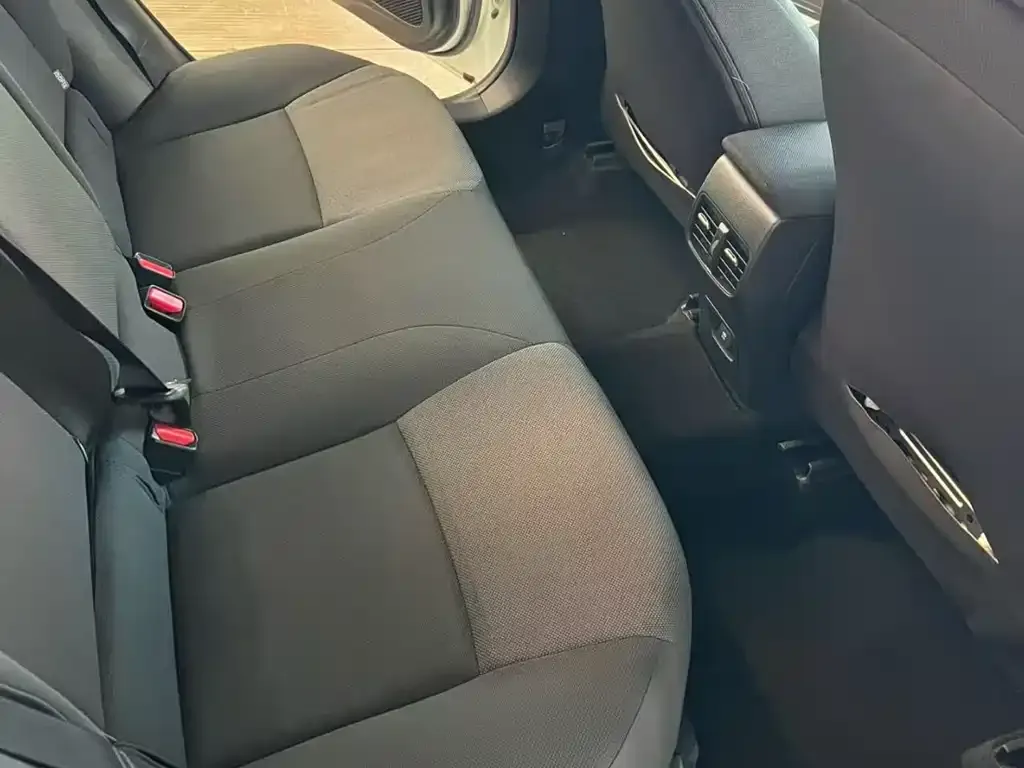 Toyota Levin 2021 из CN, фото 2