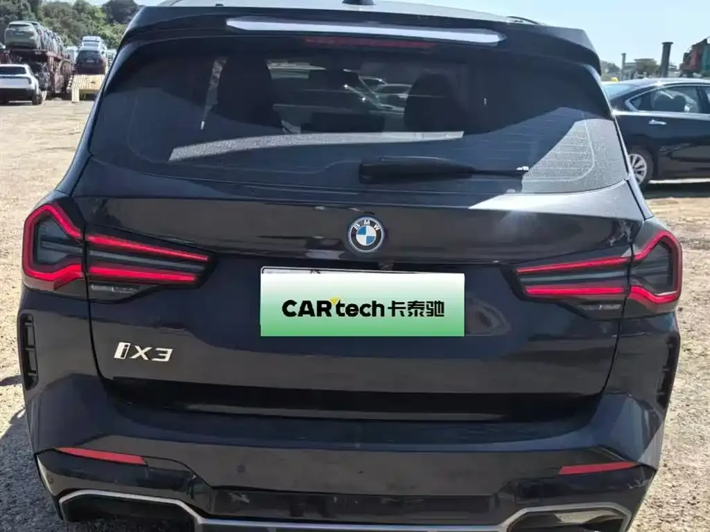 BMW iX3 2025 из CN, фото 4