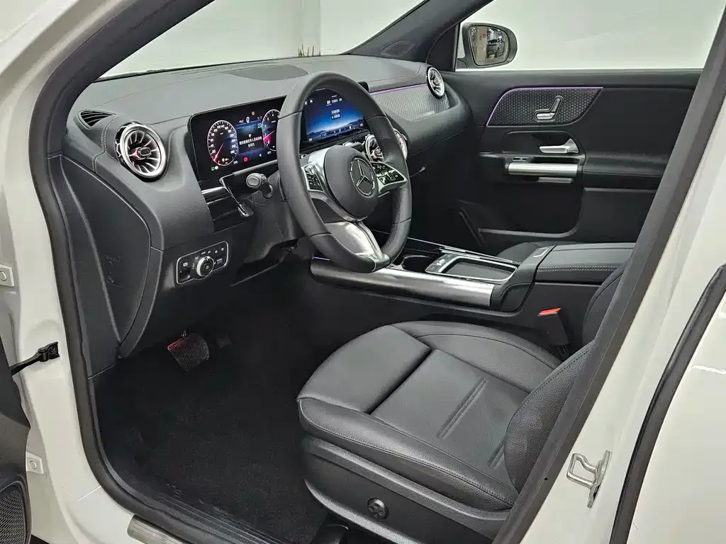 Mercedes-Benz GLA 2025 из CN, фото 4