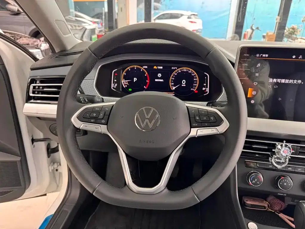Volkswagen Lavida 2024 из CN, фото 2