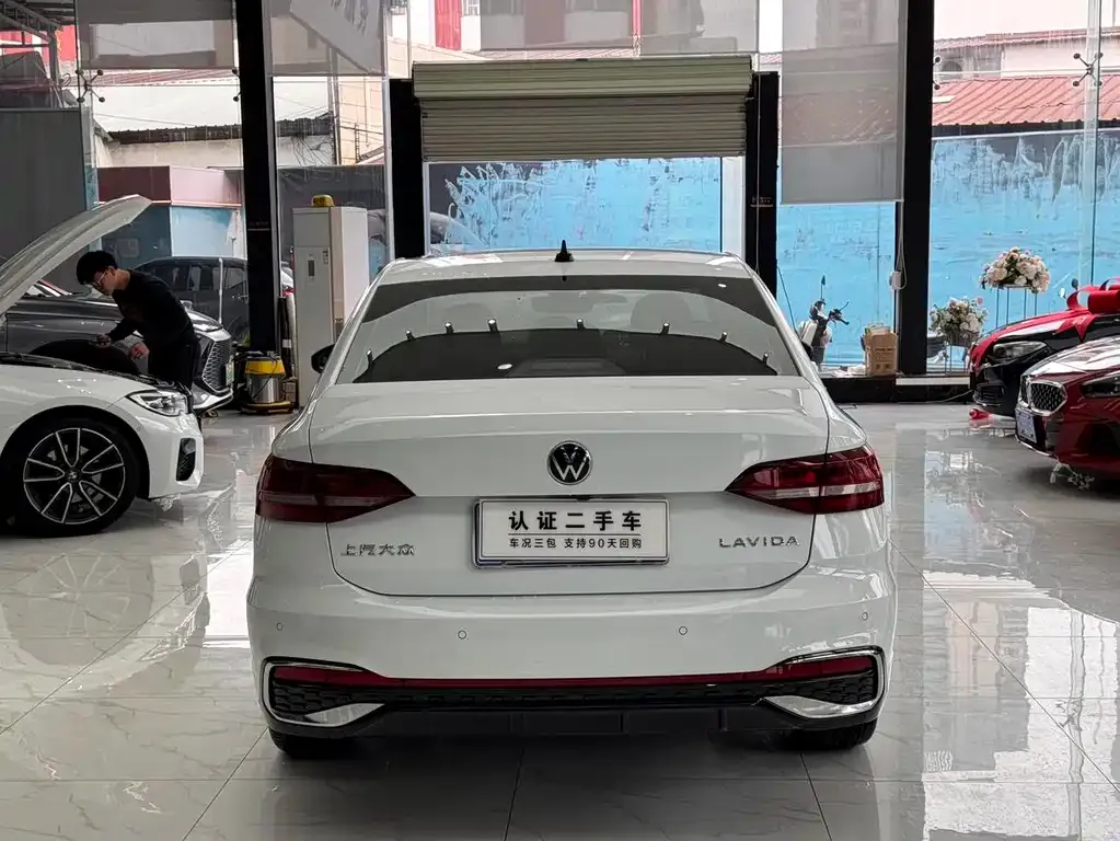 Volkswagen Lavida 2024 из CN, фото 3