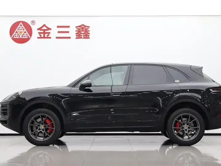 Porsche Cayenne 2024 из CN, фото 2