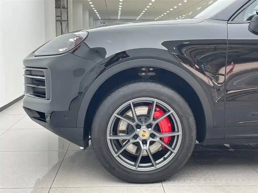 Porsche Cayenne 2024 из CN, фото 6