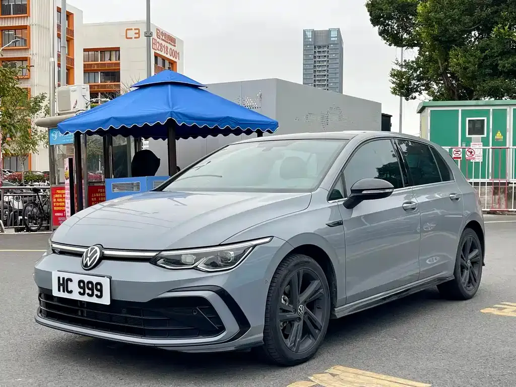 Volkswagen Golf 2023 из CN, фото 1