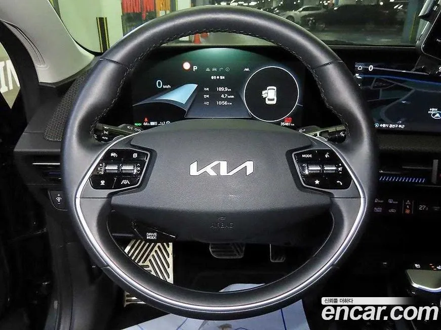 Kia EV6 — фото 10