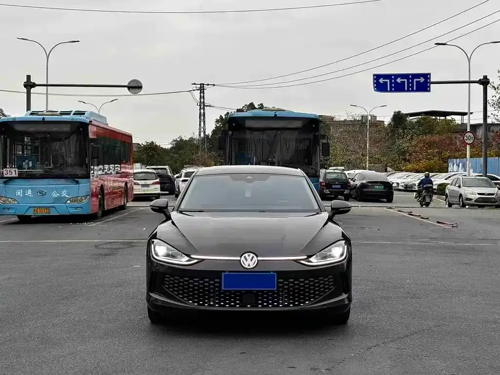 Volkswagen Lamando 2023 из CN, фото 1