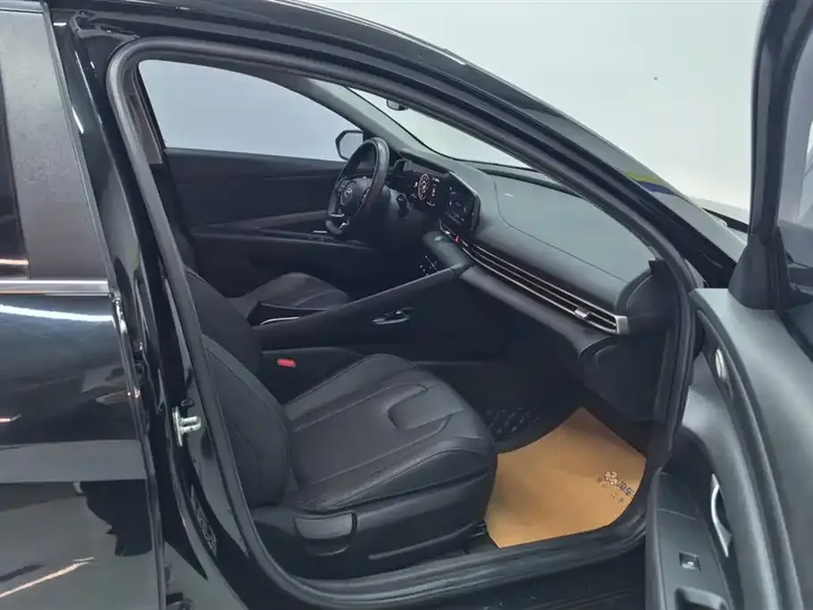 Hyundai Elantra 2021 из CN, фото 8
