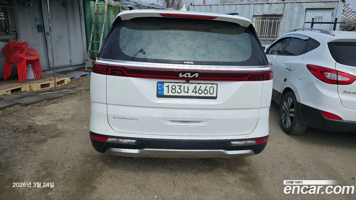 Kia Carnival — фото 3