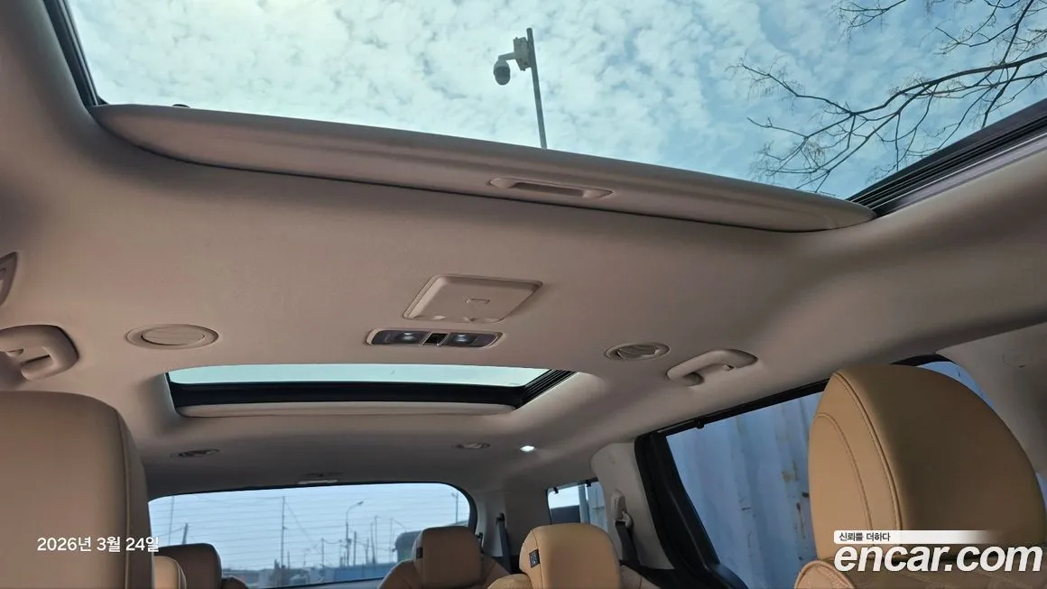 Kia Carnival — фото 4