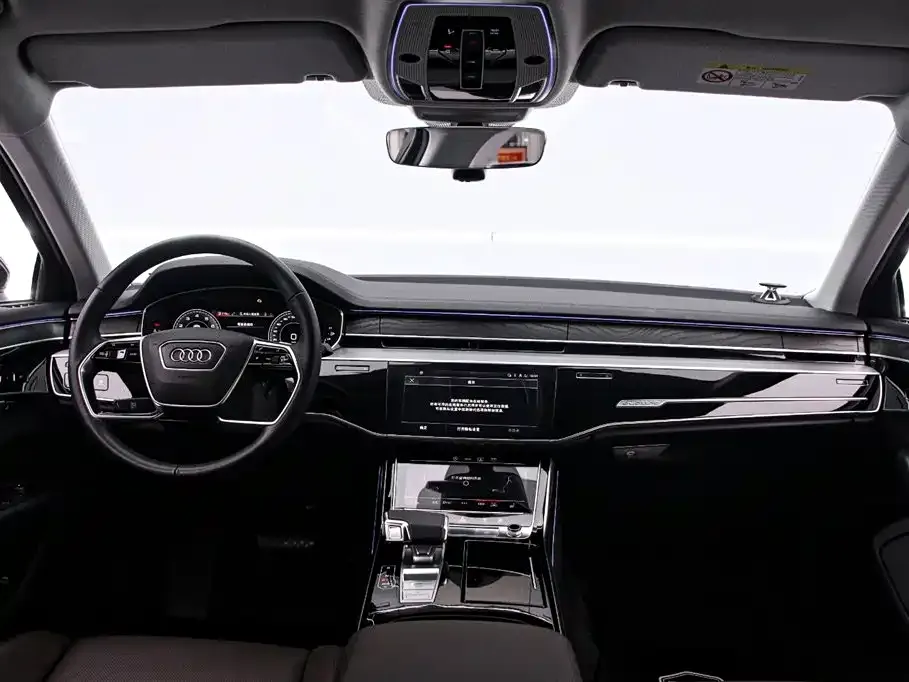 Audi A8 2021 из CN, фото 2
