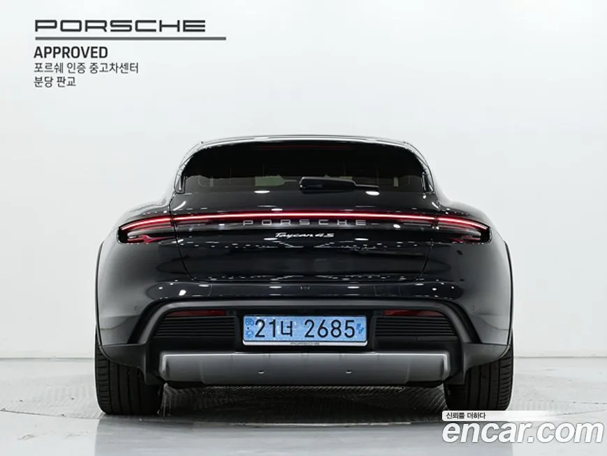 Porsche Taycan 2024 из KR, фото 2