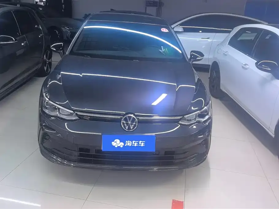 Volkswagen Golf 2023 из CN, фото 7