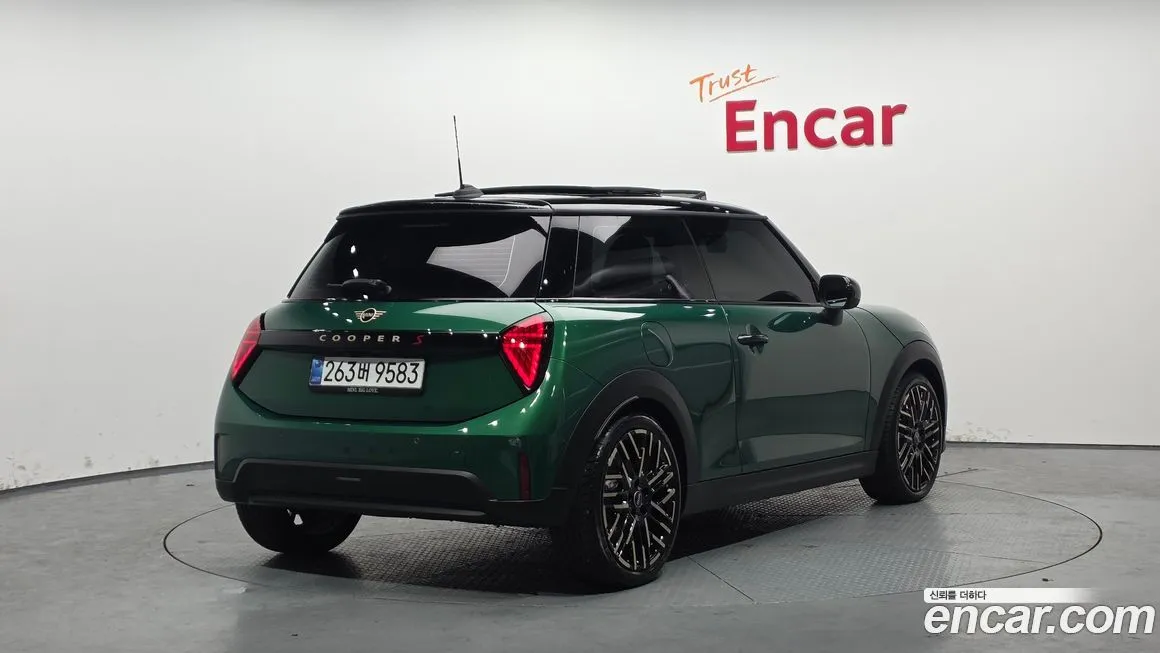 Mini Cooper 2025 из KR, фото 2