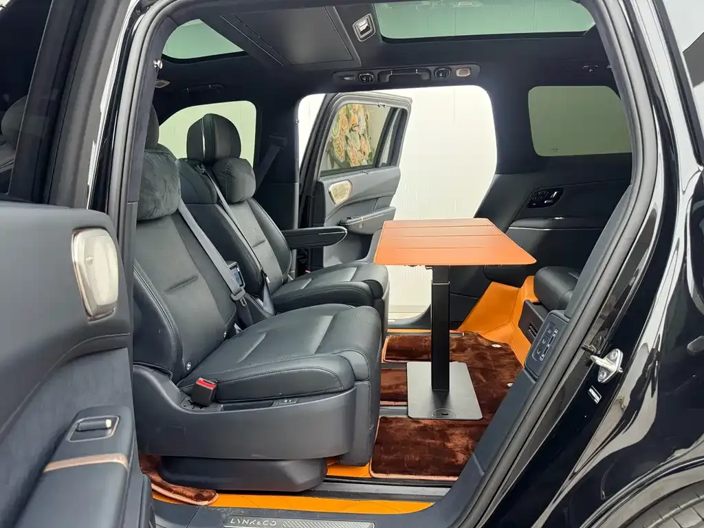 Lynk & Co 900 2025 из CN, фото 8