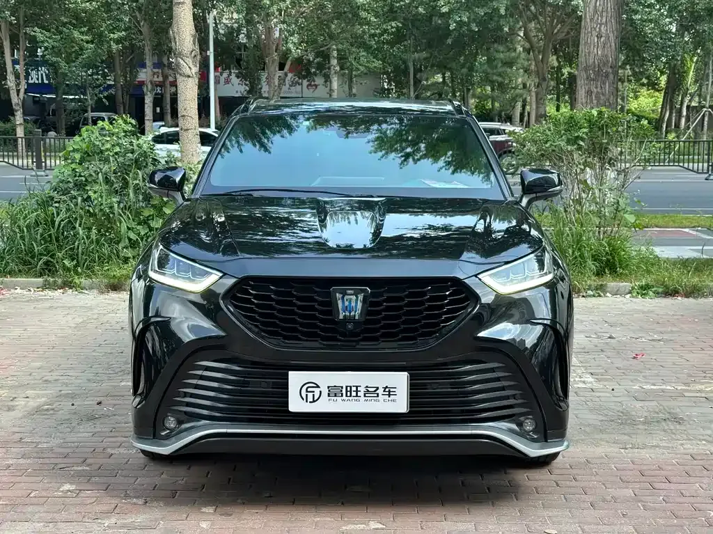 Toyota Crown Kluger 2022 из CN, фото 7