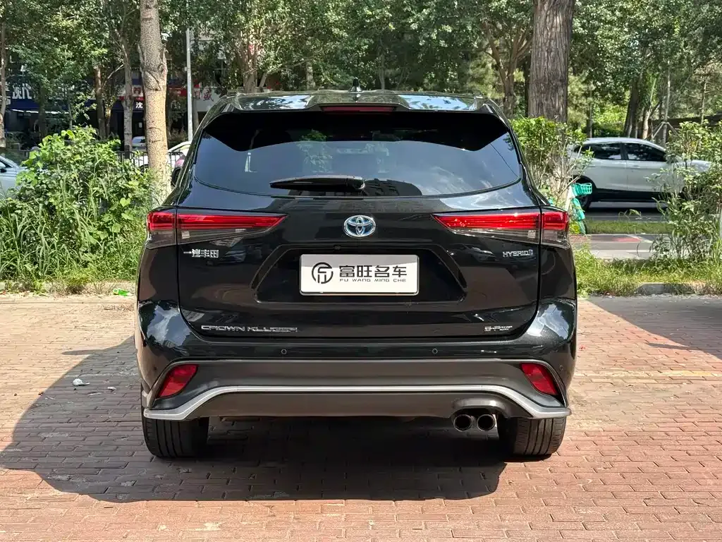 Toyota Crown Kluger 2022 из CN, фото 4
