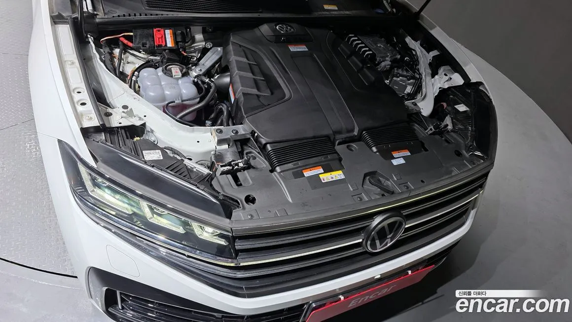 Volkswagen Touareg 2024 из KR, фото 9