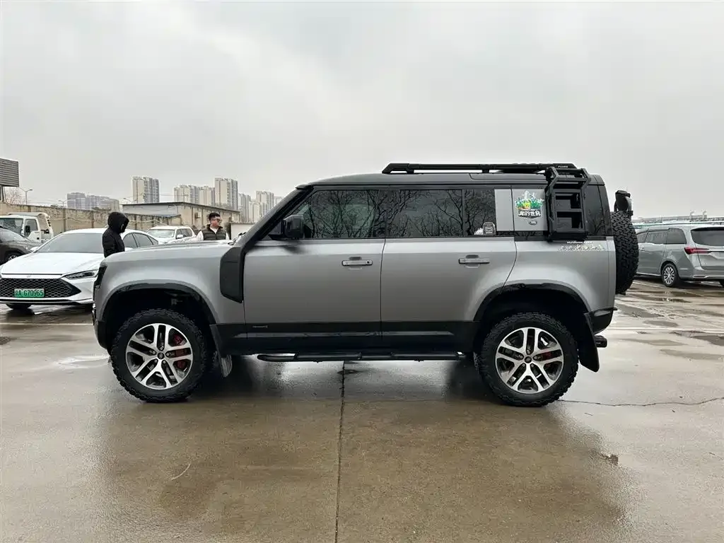 Land Rover Defender — фото 8
