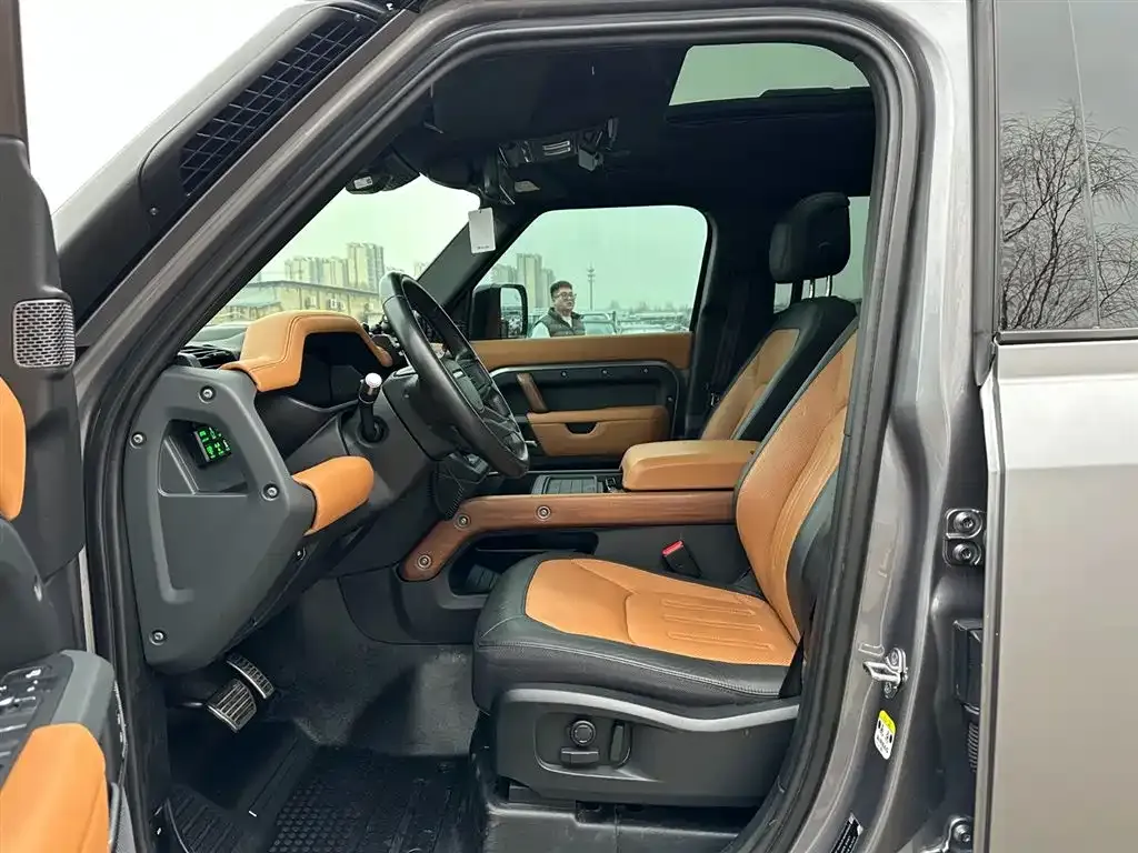 Land Rover Defender — фото 3