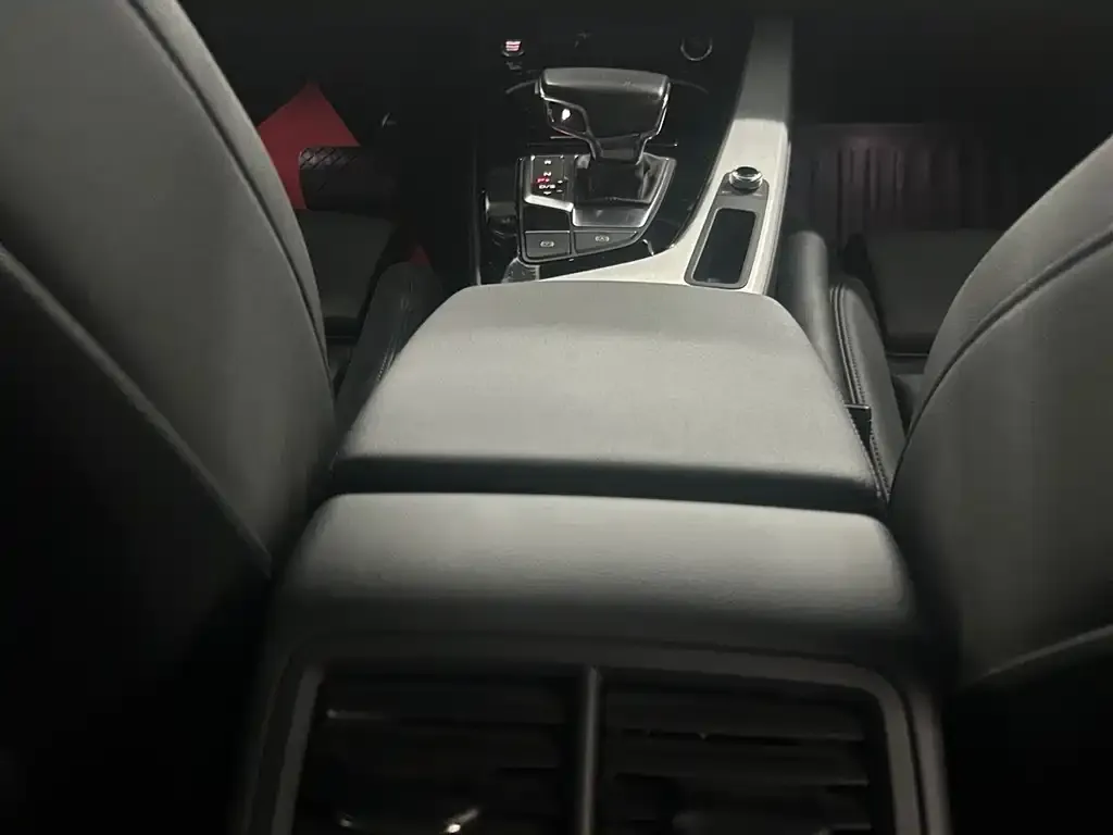Audi A5 (Import) 2023 из CN, фото 7