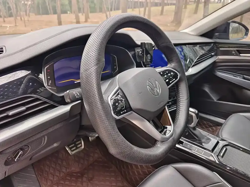 Volkswagen Passat — фото 3