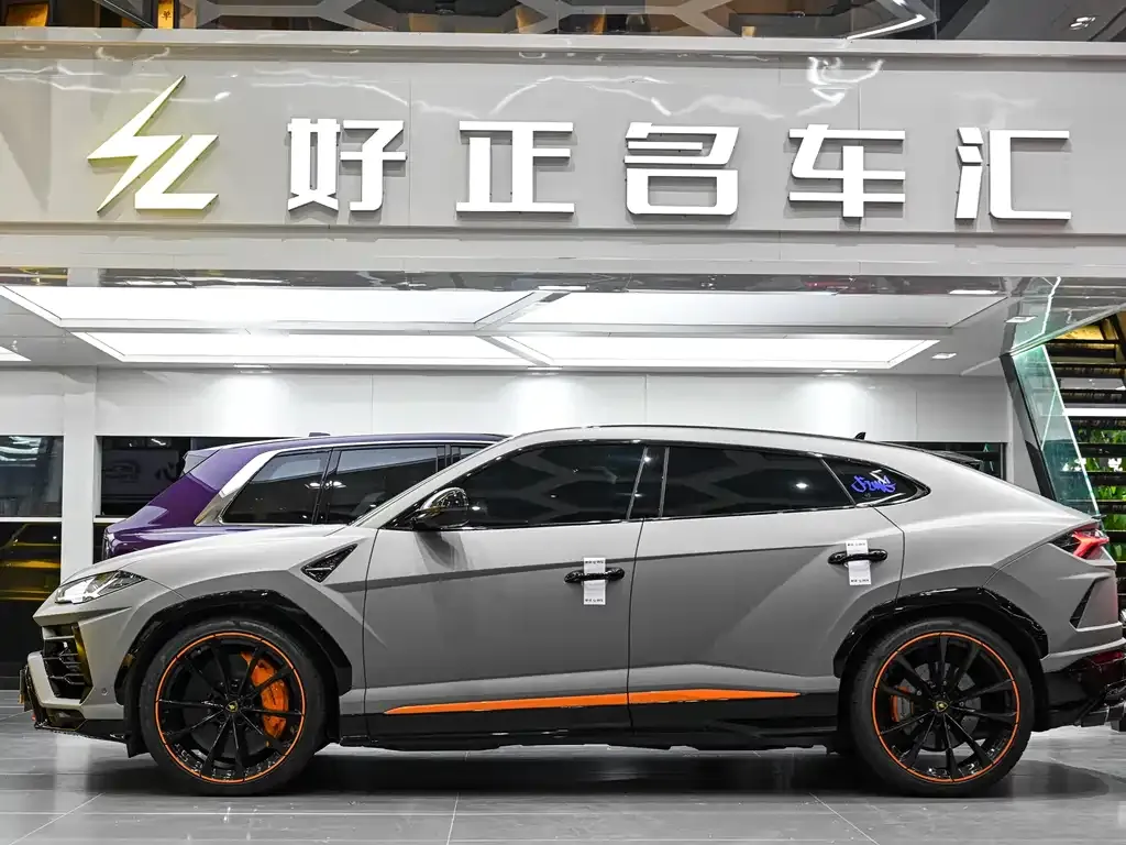 Lamborghini Urus 2023 из CN, фото 7