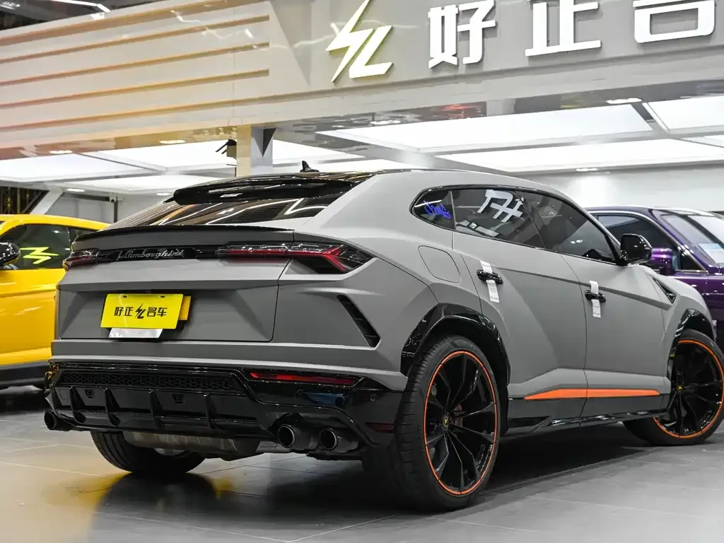Lamborghini Urus 2023 из CN, фото 2