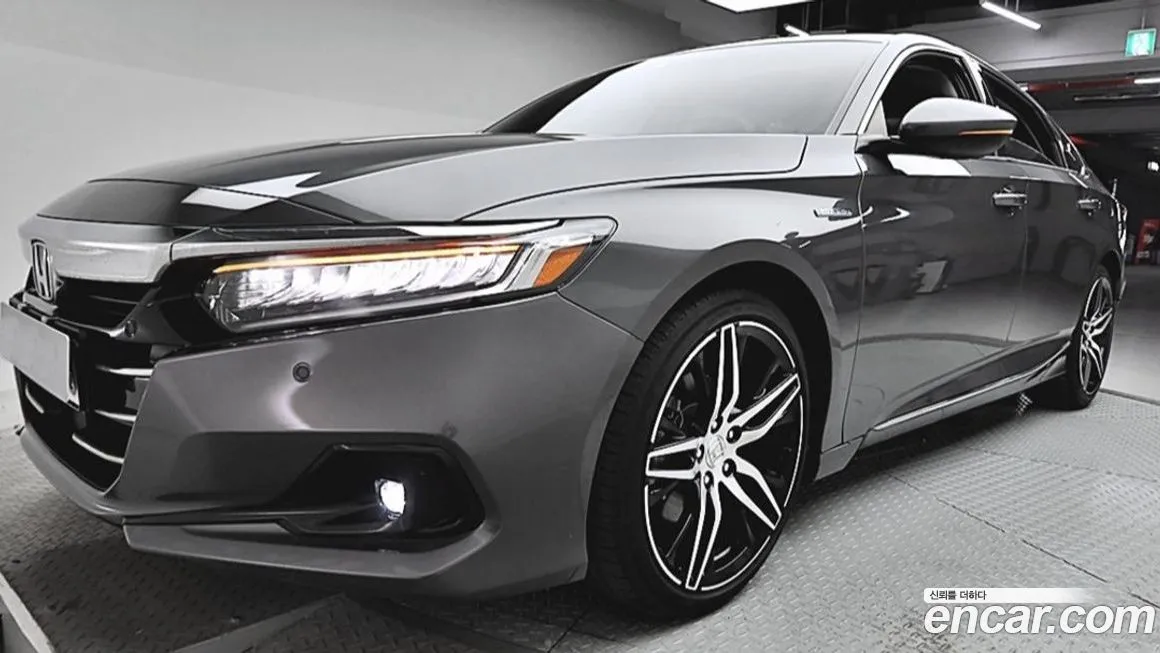 Honda Accord — фото 3