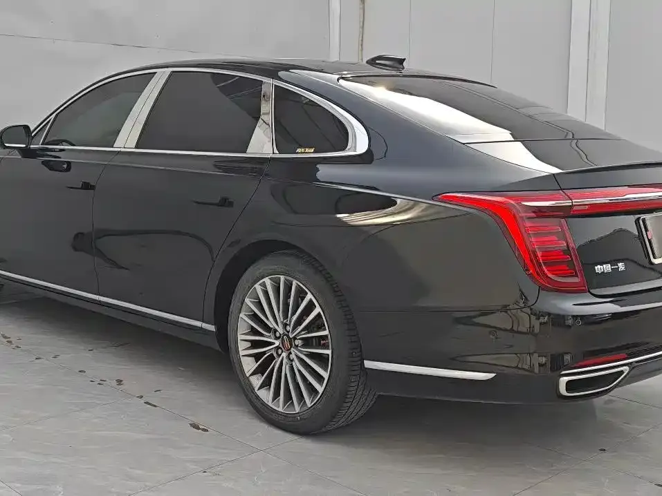 Hongqi H9 — фото 4