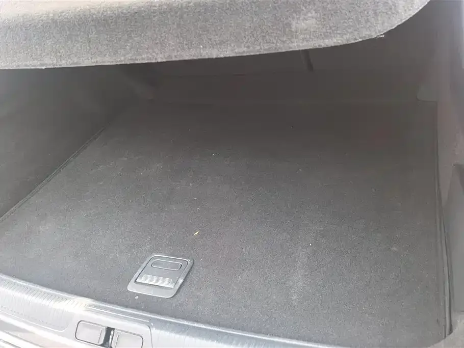 Citroen C5 X 2023 из CN, фото 3