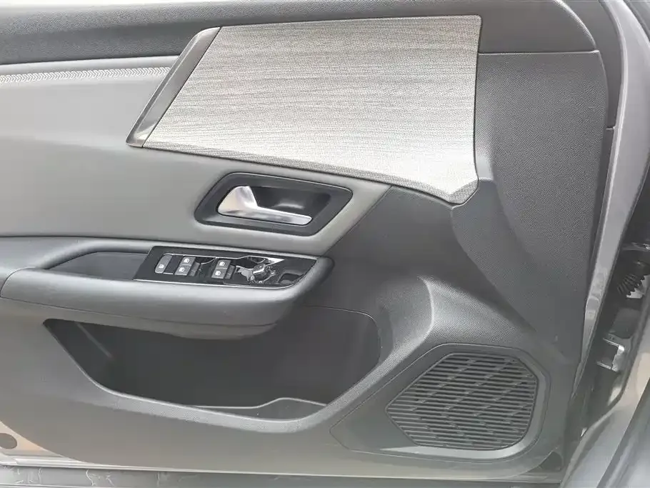 Citroen C5 X 2023 из CN, фото 6