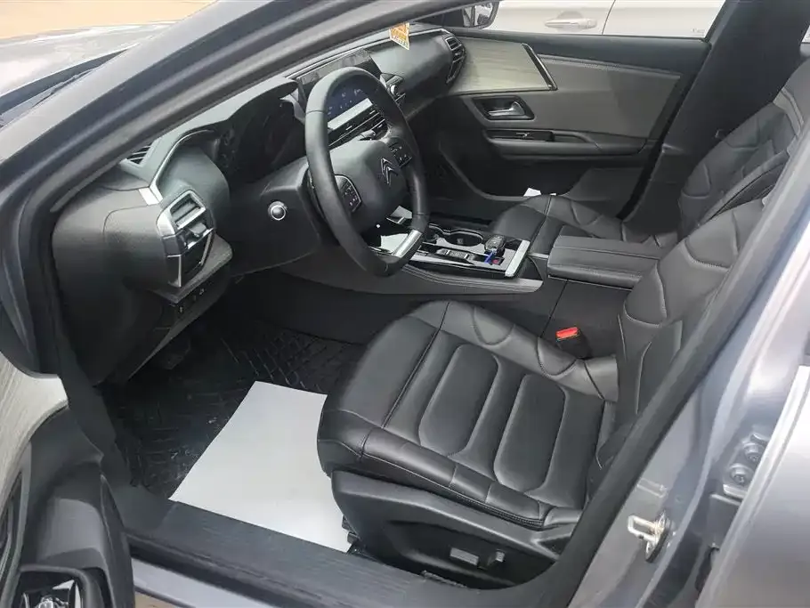 Citroen C5 X 2023 из CN, фото 4