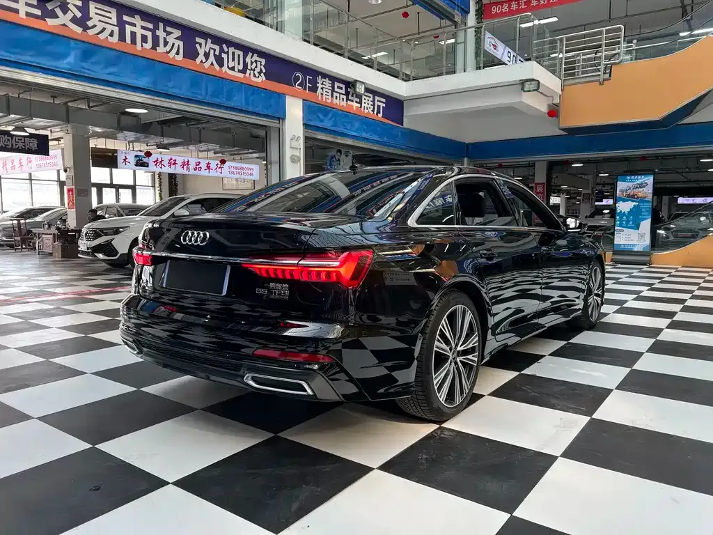 Audi A6L 2022 из CN, фото 3