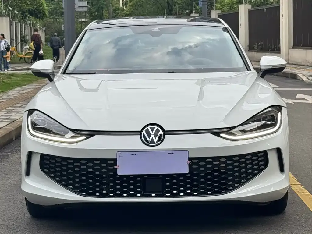 Volkswagen Lamando 2024 из CN, фото 6