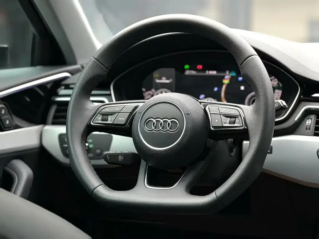 Audi A4 (Import) — фото 6