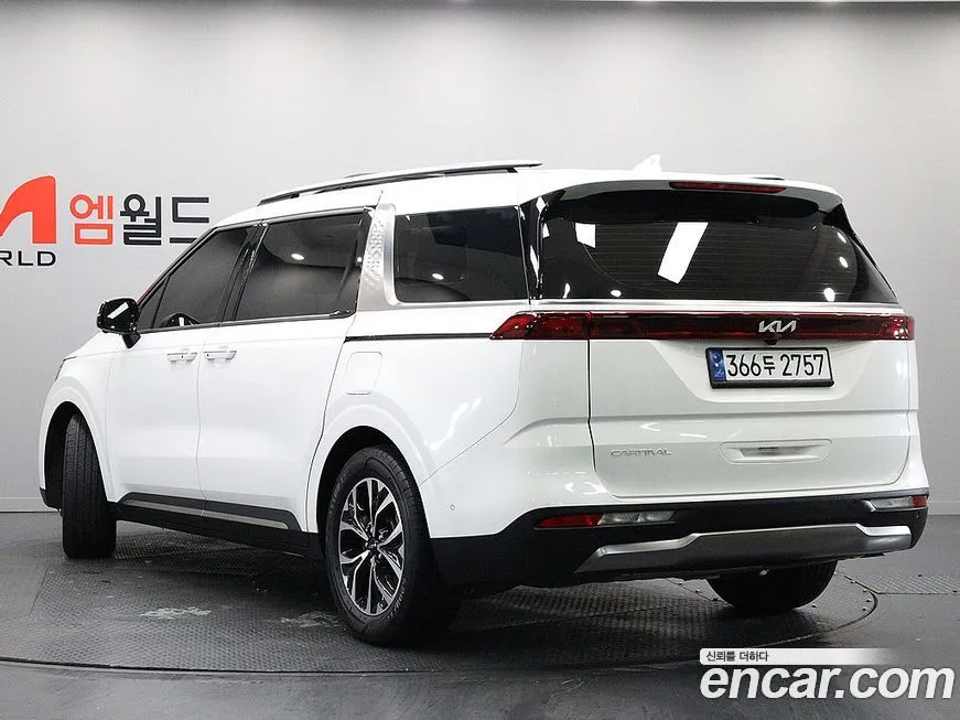 Kia Carnival 2023 из KR, фото 2