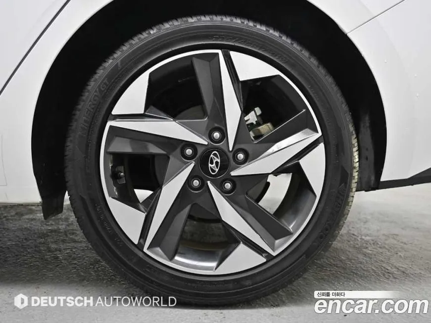 Hyundai AVANTE — фото 4