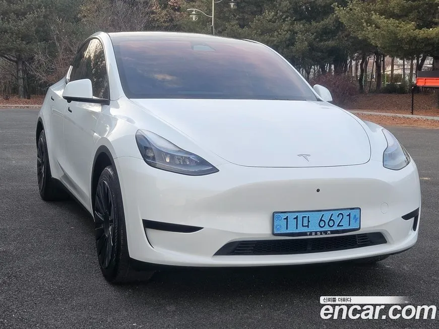 Tesla Model Y — фото 4