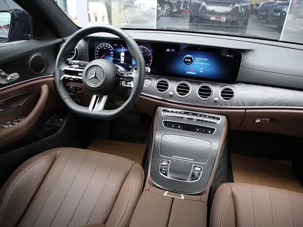 Mercedes-Benz E-Class (Import) — фото 6