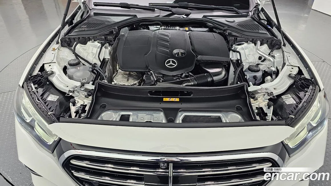 Mercedes-Benz E-Class 2024 из KR, фото 10