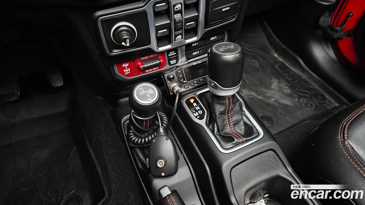 Jeep Wrangler 2021 из KR, фото 8