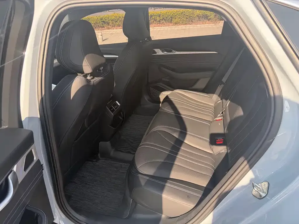 Geely Xingrui 2025 из CN, фото 5