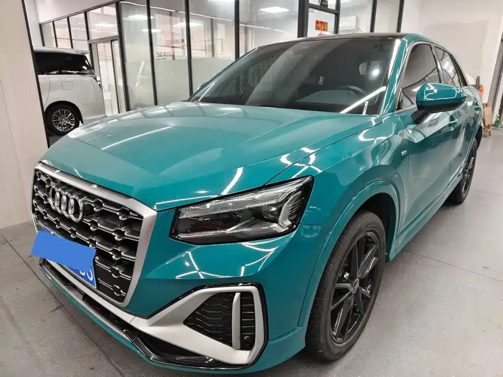 Audi Q2L 2022 из CN, фото 1