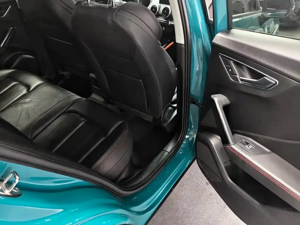Audi Q2L 2022 из CN, фото 8