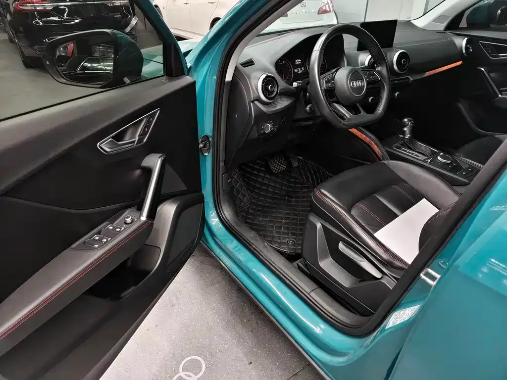 Audi Q2L 2022 из CN, фото 4
