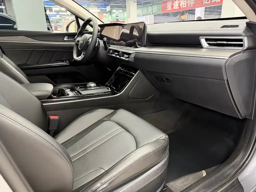 Kia K5 2022 из CN, фото 9