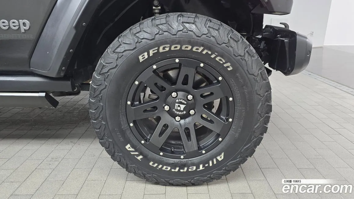Jeep Gladiator 2022 из KR, фото 8