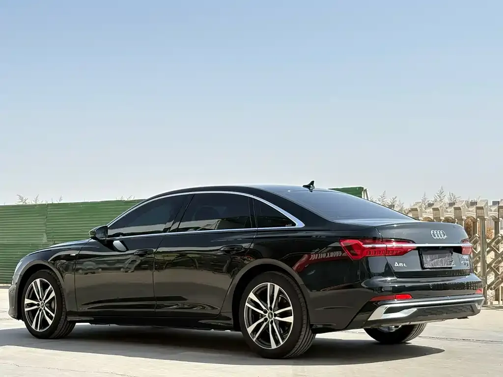 Audi A6L 2025 из CN, фото 4