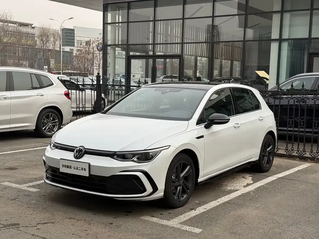 Volkswagen Golf 2025 из CN, фото 1