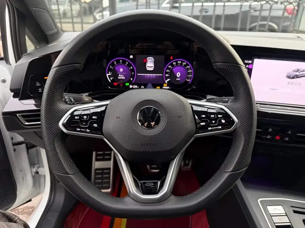 Volkswagen Golf 2025 из CN, фото 7